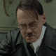Imagen para el artículo titulado Un empleado de BP gana una intensa batalla legal tras publicar un meme de Hitler sobre sus jefes